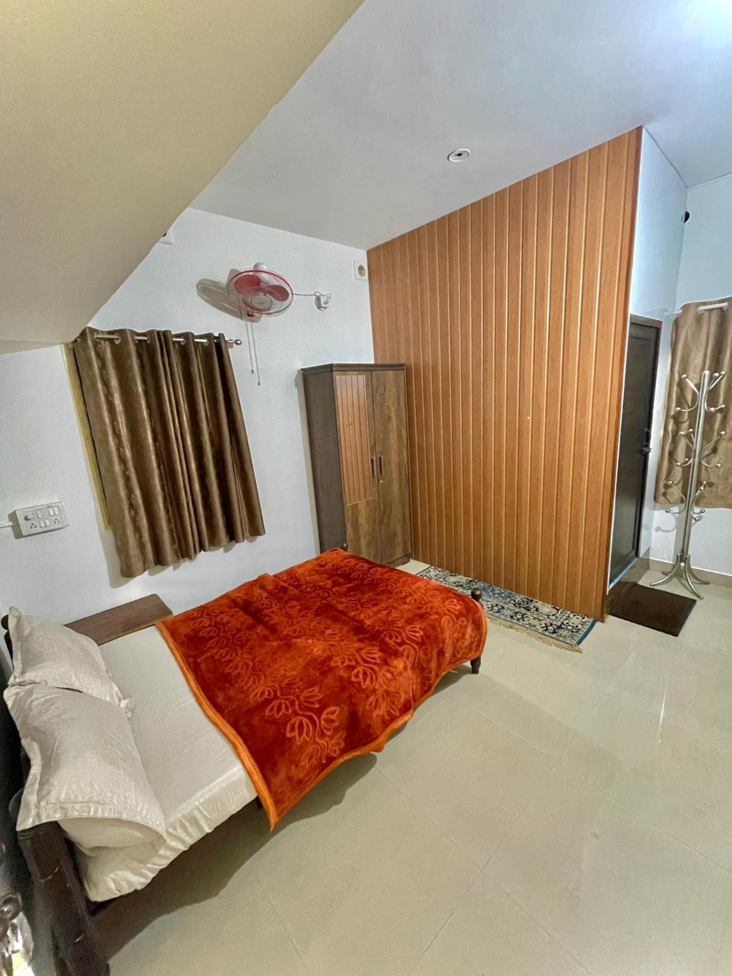 Ikyam Apartment Мадикери Екстериор снимка
