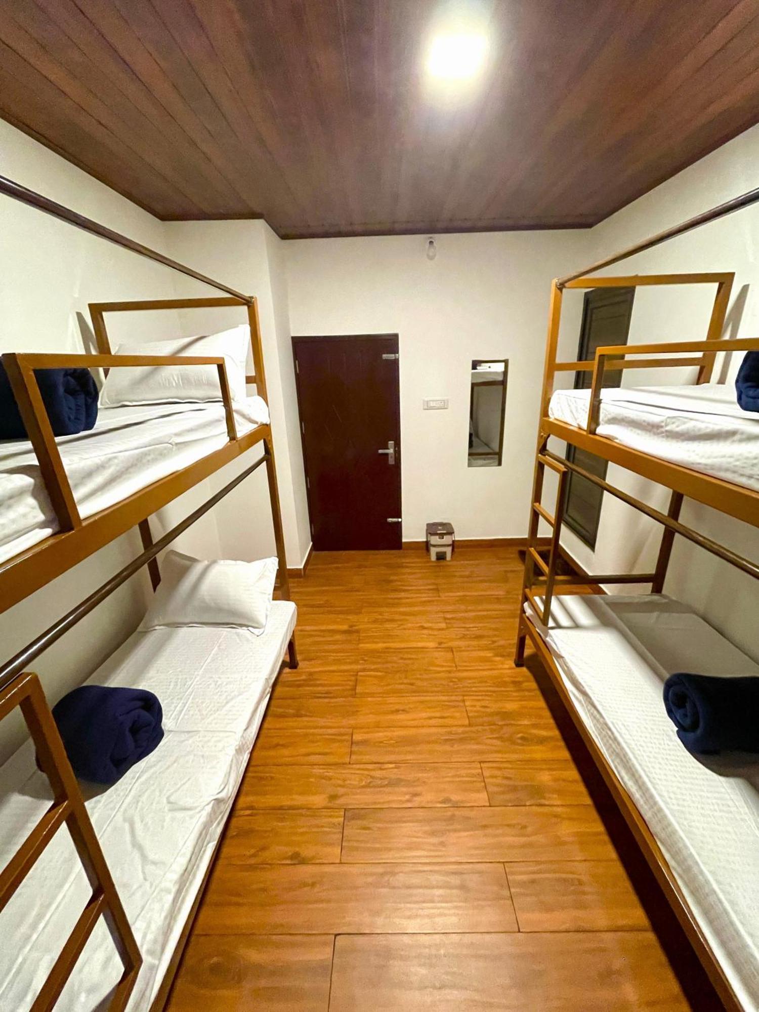 Ikyam Apartment Мадикери Екстериор снимка